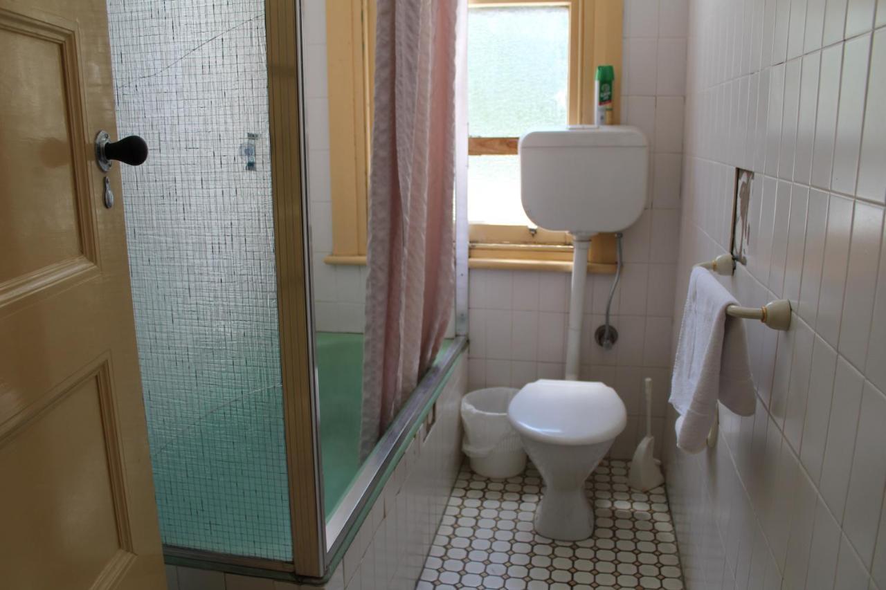 Royal Hotel オレンジ エクステリア 写真